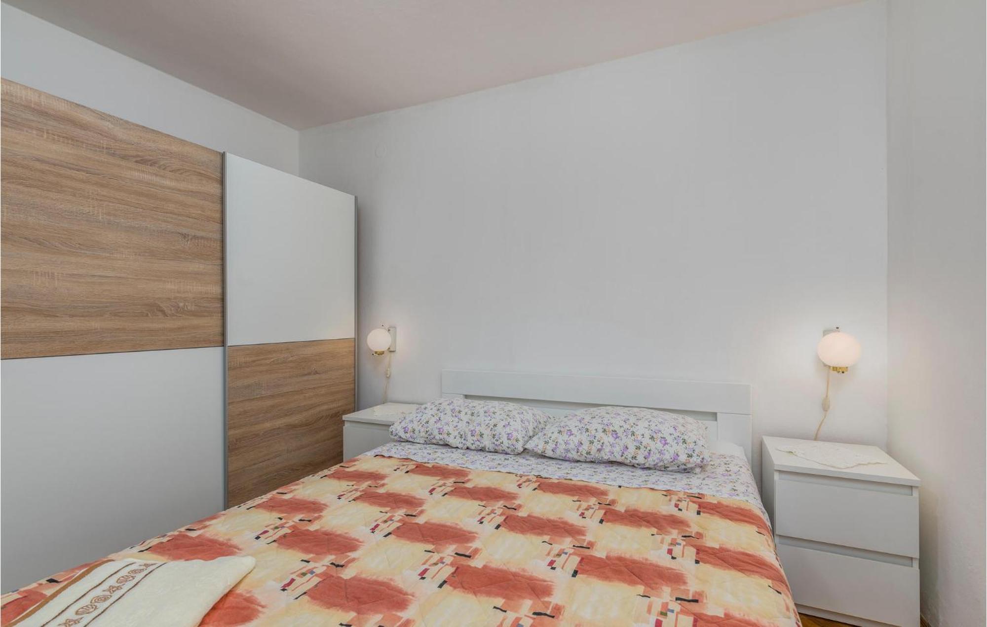 Lovely Apartment In Mali Losinj With Kitchen Eksteriør bilde
